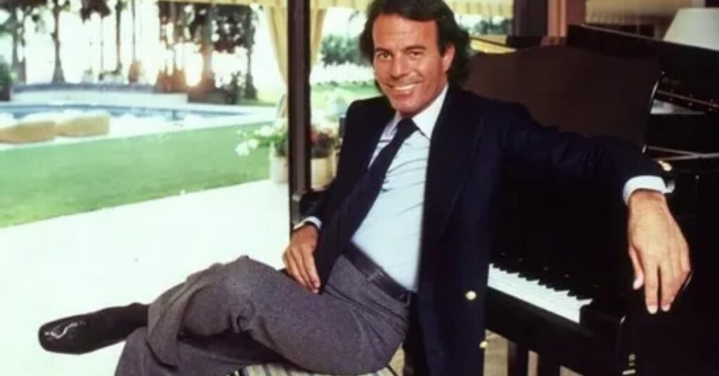 Julio Iglesias Net Worth